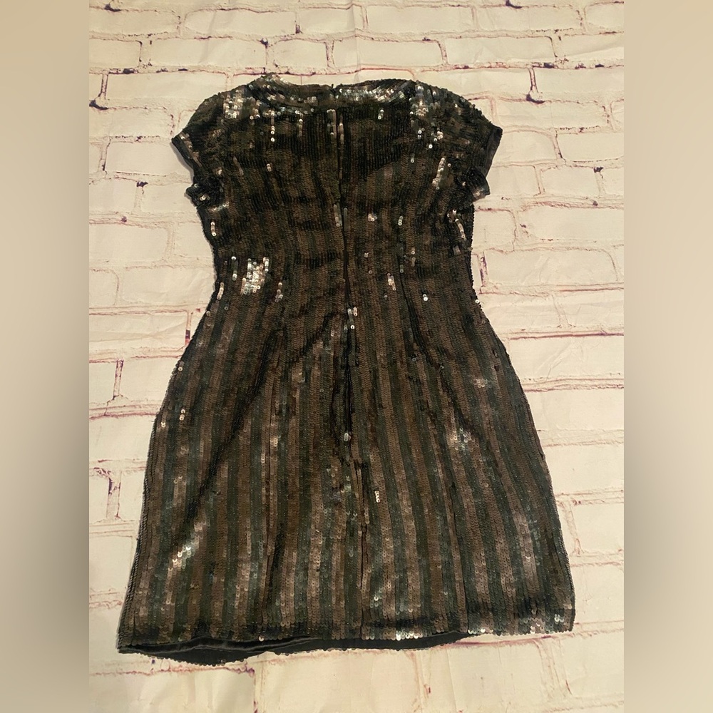 Parker Black and Tan Sequin Sheath Mini Dress - Medium - Picture 5 of 14